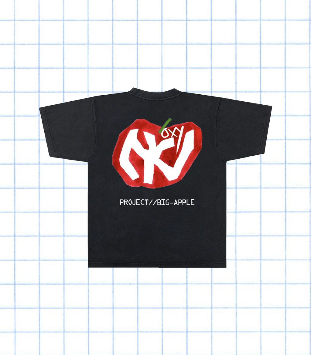 BIG APPLE TEE - BLK